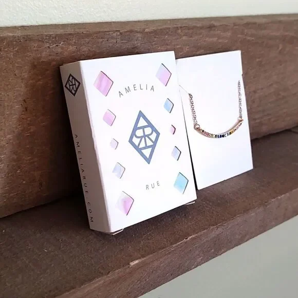 New In‎ Box Amelia Rue Gold Curved Bar Rainbow Rhinestone Necklace - Picture 5 of 7